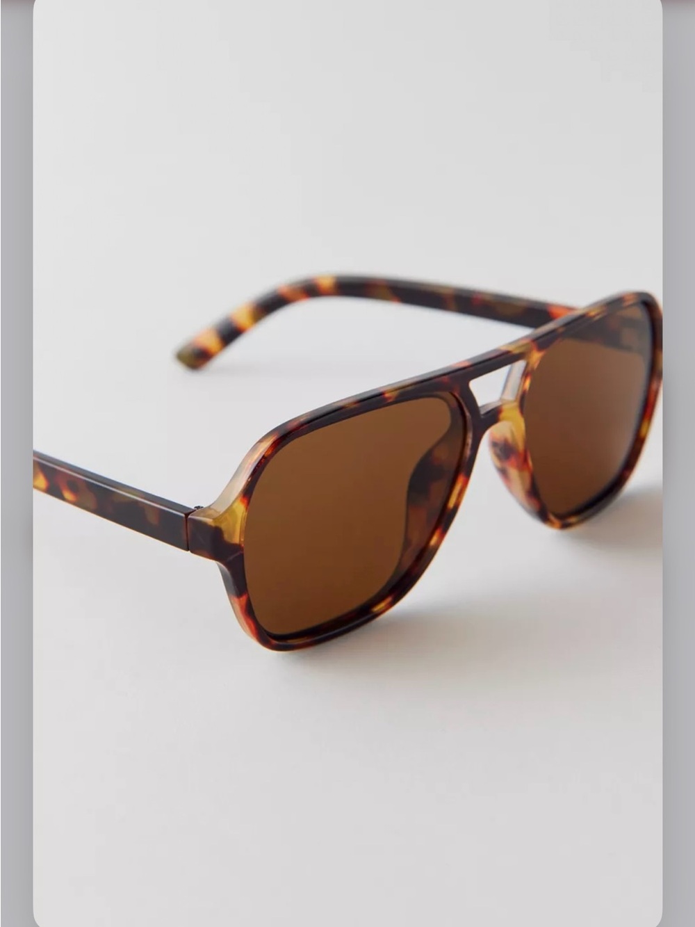 Urban Outfitters essential aviator Tortoiseshell Brown Sunglasses - Picture 4 of 16
